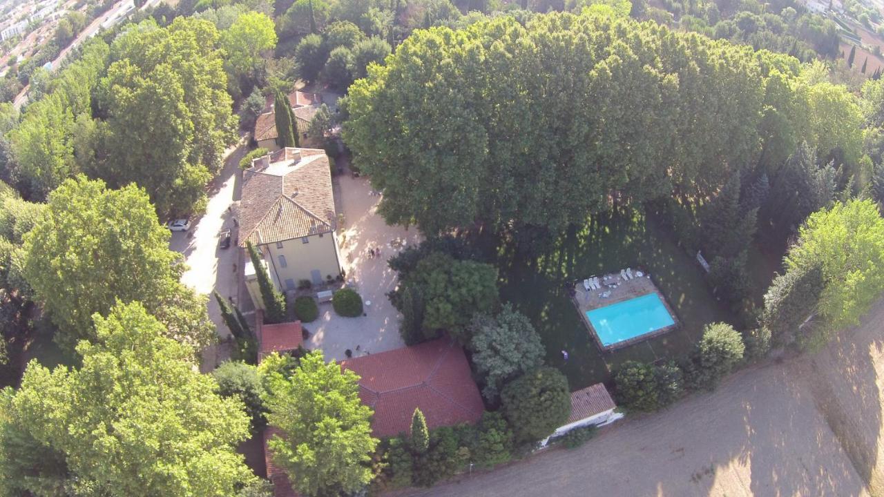 Château de Saint-Girons B&B Aix-en-Provence Extérieur photo